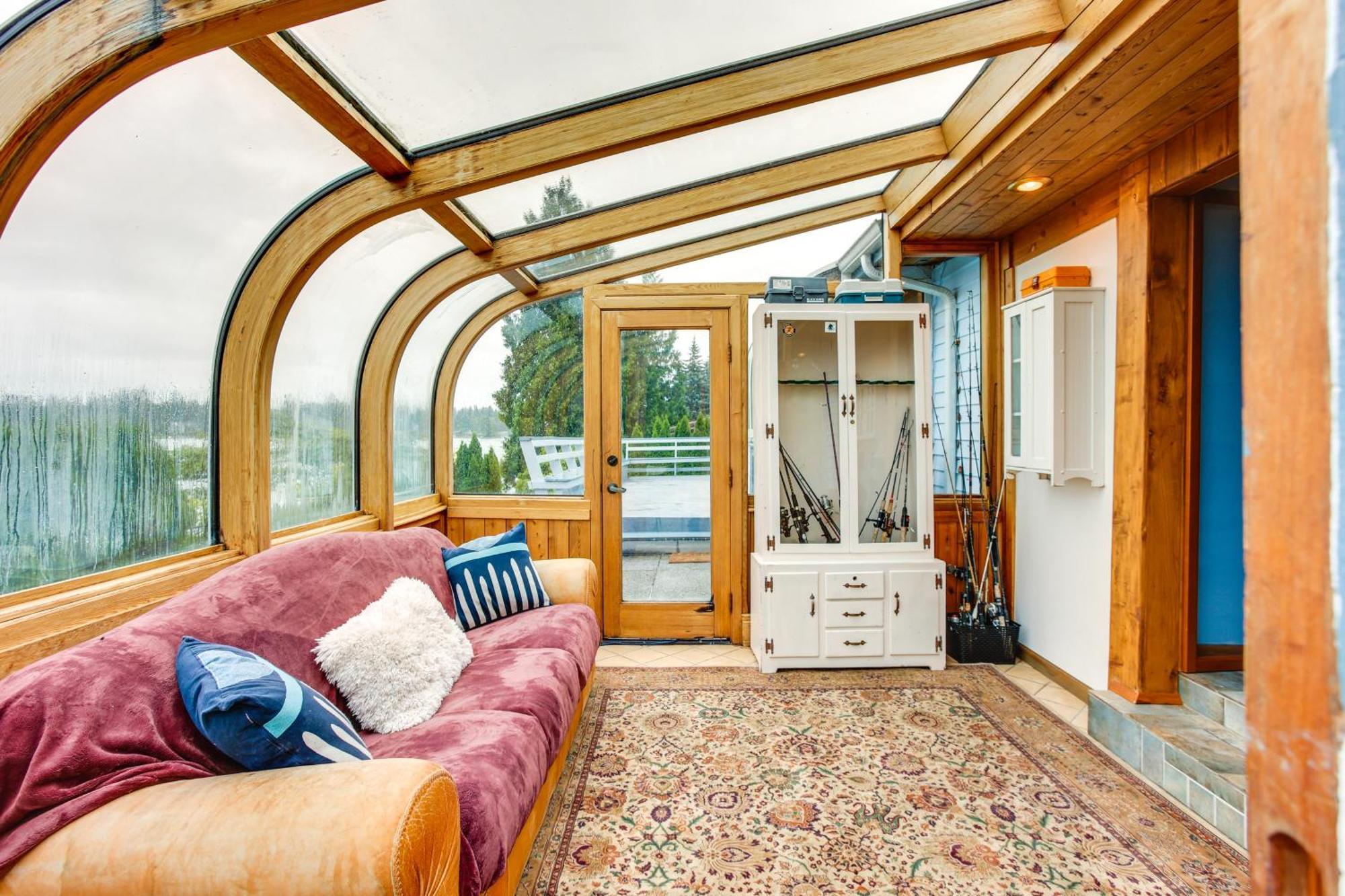 Tacoma Home On Steilacoom Lake With Dock! Екстер'єр фото