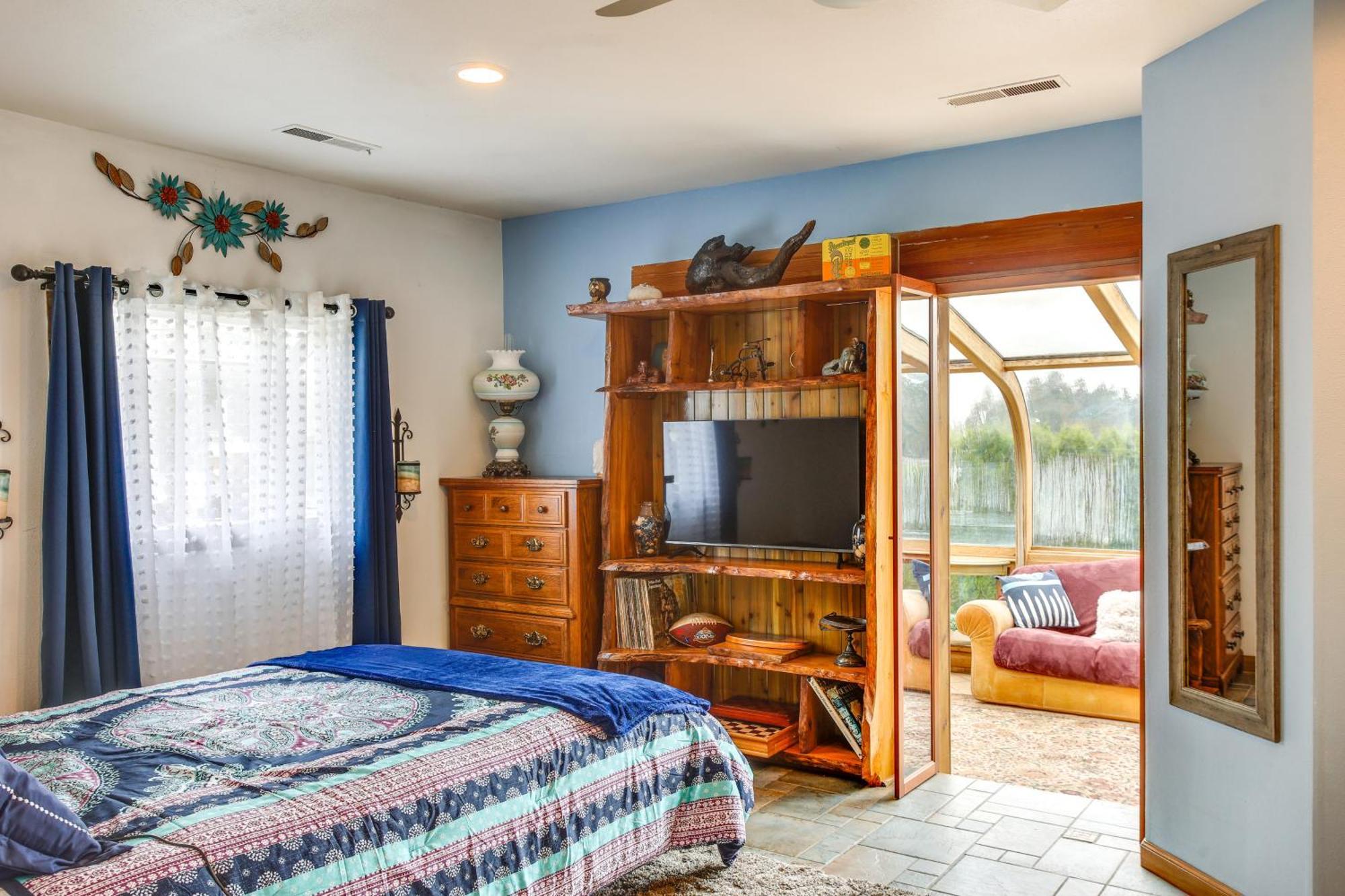 Tacoma Home On Steilacoom Lake With Dock! Екстер'єр фото